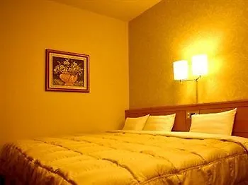 Hotel Route-Inn Tomakomai Ekimae 3*,  Giappone