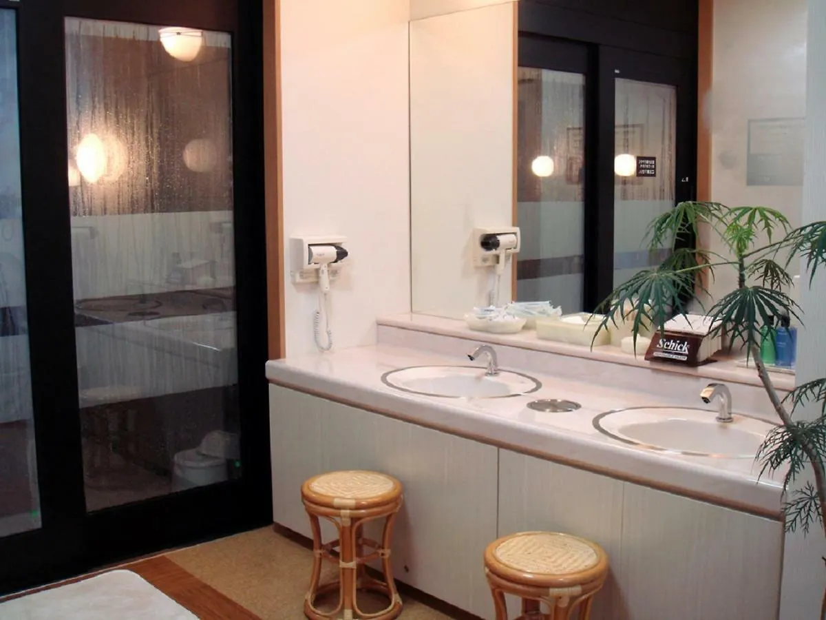 Hotel Route-Inn Tomakomai Ekimae